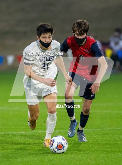 Thumbnail 2 in Pine Lake Preparatory vs. Franklin Academy (2 of 3 - NCHSAA 1A Final - Overtime, Rain, and Fog) photogallery.