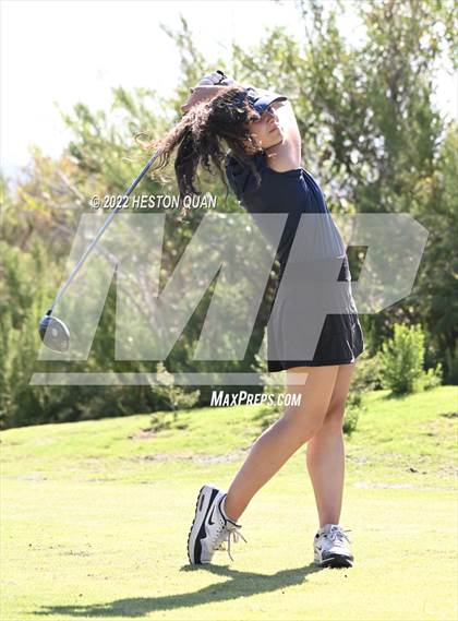 Thumbnail 1 in Canyon @ Yorba Linda photogallery.