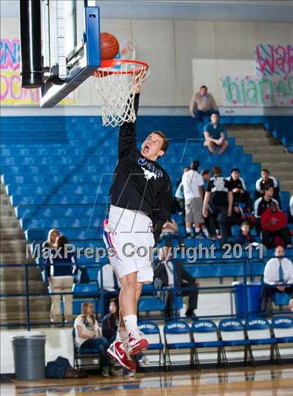 Thumbnail 1 in Pearce vs. Centennial (4A Bi-District Playoffs) photogallery.