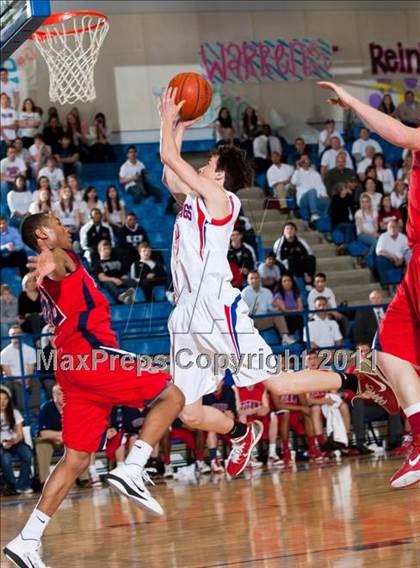Thumbnail 3 in Pearce vs. Centennial (4A Bi-District Playoffs) photogallery.