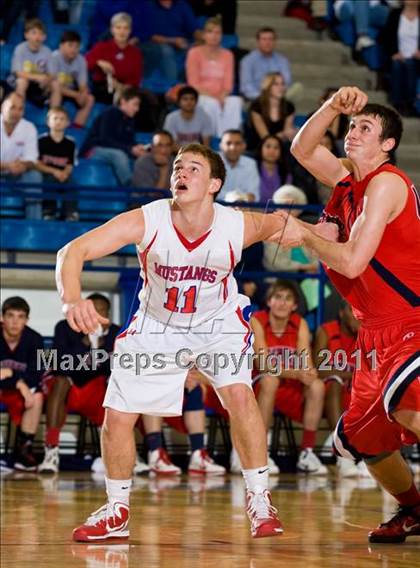 Thumbnail 3 in Pearce vs. Centennial (4A Bi-District Playoffs) photogallery.