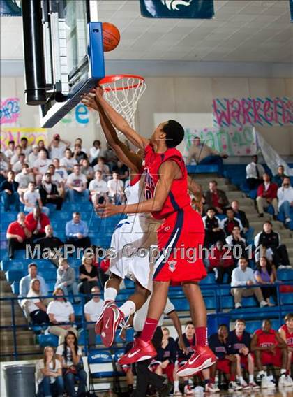 Thumbnail 1 in Pearce vs. Centennial (4A Bi-District Playoffs) photogallery.