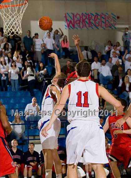 Thumbnail 2 in Pearce vs. Centennial (4A Bi-District Playoffs) photogallery.