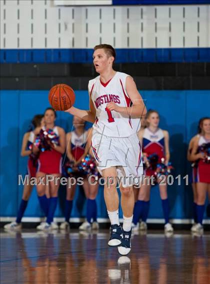 Thumbnail 1 in Pearce vs. Centennial (4A Bi-District Playoffs) photogallery.