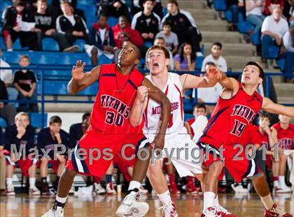 Thumbnail 1 in Pearce vs. Centennial (4A Bi-District Playoffs) photogallery.