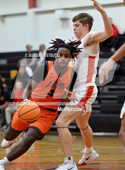 Thumbnail 1 in Marysville vs. Chico (Mel Good Holiday Classic) photogallery.