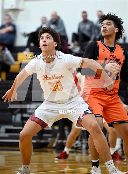 Thumbnail 3 in Marysville vs. Chico (Mel Good Holiday Classic) photogallery.