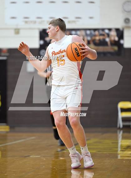 Thumbnail 1 in Marysville vs. Chico (Mel Good Holiday Classic) photogallery.