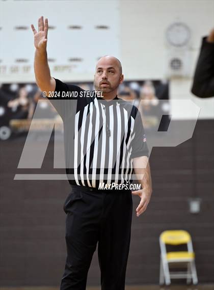 Thumbnail 2 in Marysville vs. Chico (Mel Good Holiday Classic) photogallery.