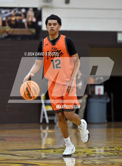 Thumbnail 2 in Marysville vs. Chico (Mel Good Holiday Classic) photogallery.