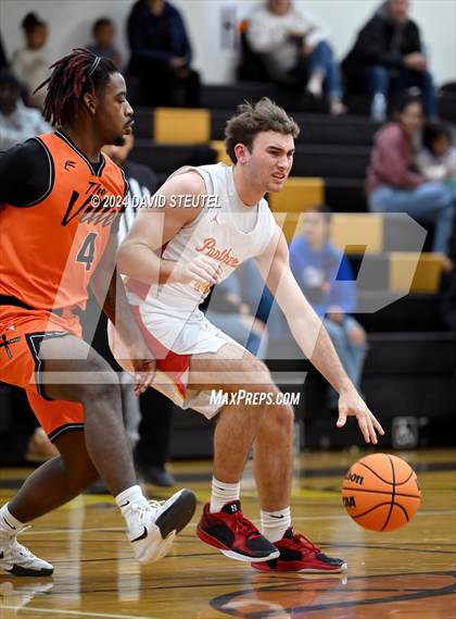 Thumbnail 1 in Marysville vs. Chico (Mel Good Holiday Classic) photogallery.