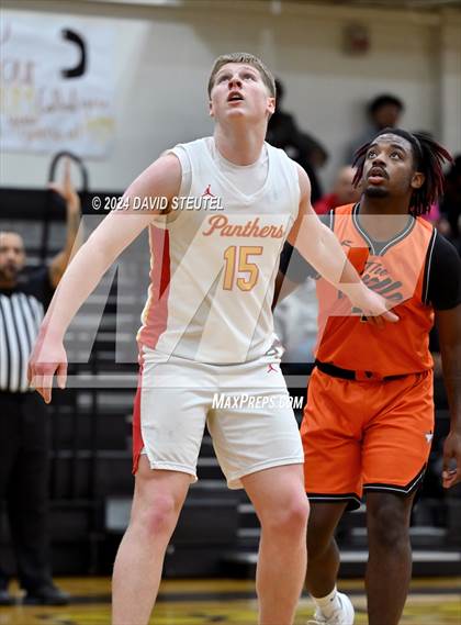 Thumbnail 2 in Marysville vs. Chico (Mel Good Holiday Classic) photogallery.