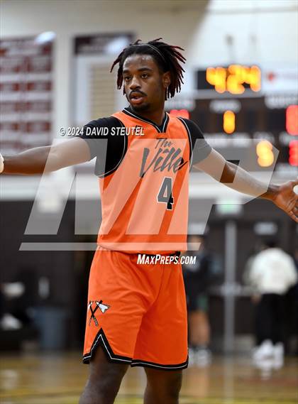 Thumbnail 2 in Marysville vs. Chico (Mel Good Holiday Classic) photogallery.