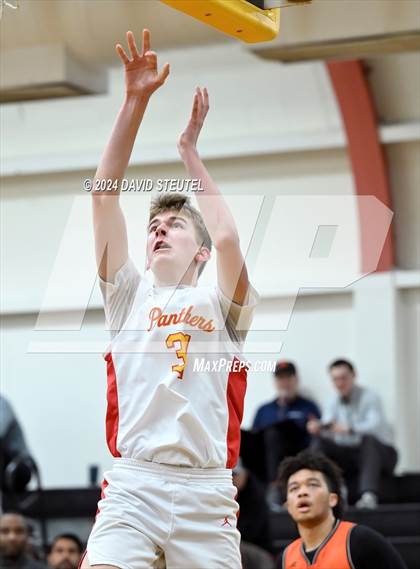 Thumbnail 1 in Marysville vs. Chico (Mel Good Holiday Classic) photogallery.
