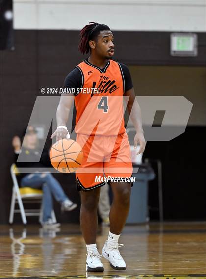 Thumbnail 2 in Marysville vs. Chico (Mel Good Holiday Classic) photogallery.