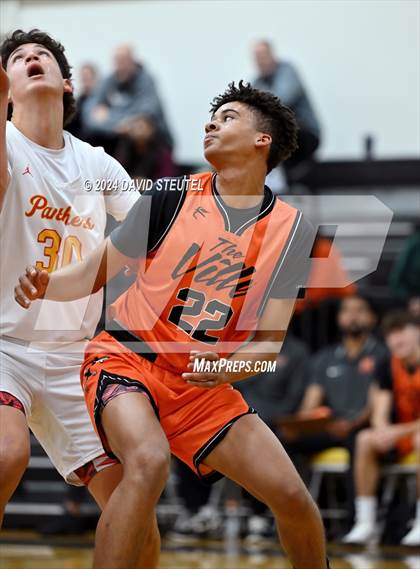 Thumbnail 3 in Marysville vs. Chico (Mel Good Holiday Classic) photogallery.