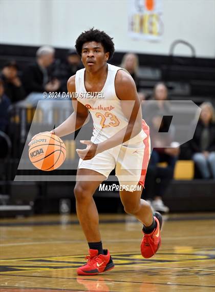Thumbnail 2 in Marysville vs. Chico (Mel Good Holiday Classic) photogallery.