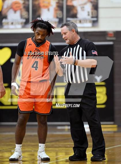 Thumbnail 2 in Marysville vs. Chico (Mel Good Holiday Classic) photogallery.