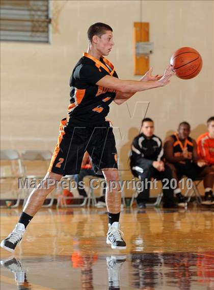 Thumbnail 1 in Lancaster Country Day vs Antietam photogallery.