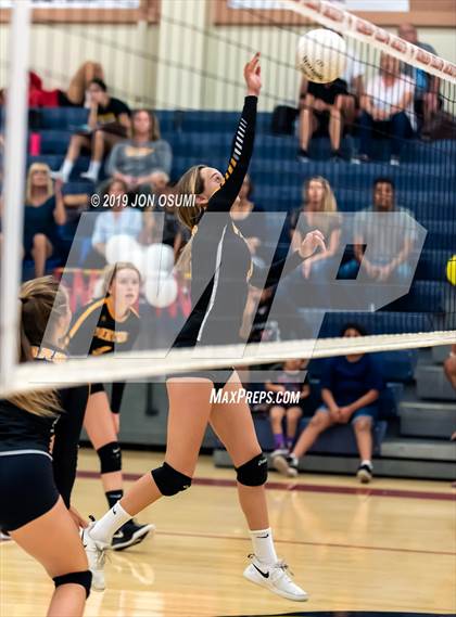 Thumbnail 3 in Ventura @ Oxnard photogallery.