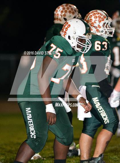 Thumbnail 3 in Capital Christian vs. Mesa Verde photogallery.