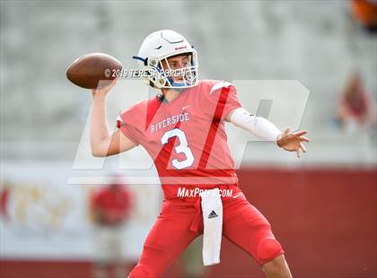 Thumbnail 1 in Berea vs Riverside (Greenville Jamboree) photogallery.