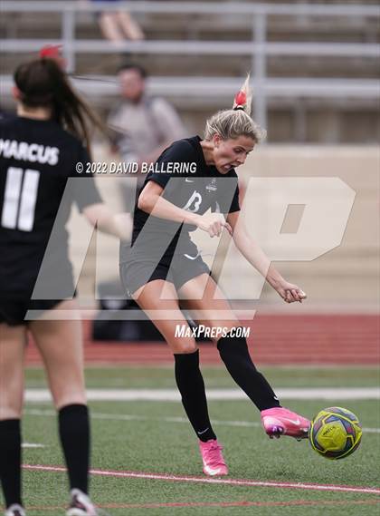 Thumbnail 2 in Marcus vs. Arlington (UIL 6A Area Playoff) photogallery.