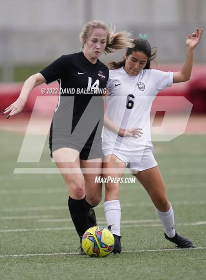 Thumbnail 3 in Marcus vs. Arlington (UIL 6A Area Playoff) photogallery.