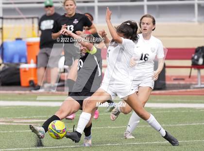 Thumbnail 2 in Marcus vs. Arlington (UIL 6A Area Playoff) photogallery.