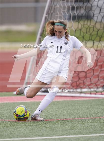 Thumbnail 3 in Marcus vs. Arlington (UIL 6A Area Playoff) photogallery.