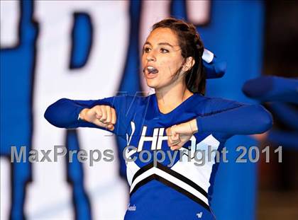 Thumbnail 2 in La Habra vs. Servite photogallery.