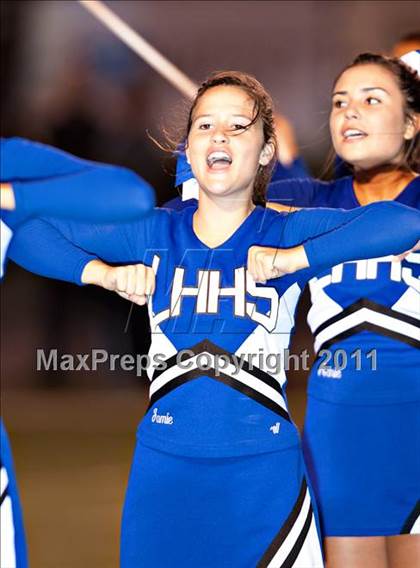 Thumbnail 1 in La Habra vs. Servite photogallery.