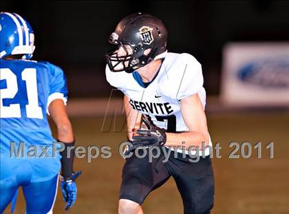 Thumbnail 3 in La Habra vs. Servite photogallery.