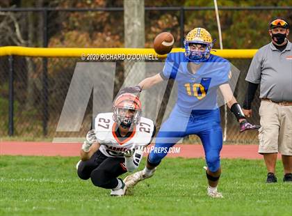 Thumbnail 2 in Barnegat vs Manchester Township photogallery.