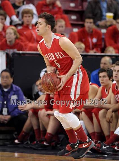 Thumbnail 3 in Mater Dei vs. Sheldon (CIF State D1 Final) photogallery.