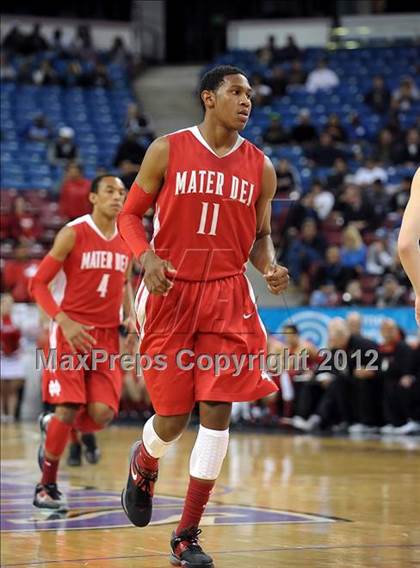 Thumbnail 3 in Mater Dei vs. Sheldon (CIF State D1 Final) photogallery.