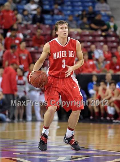 Thumbnail 2 in Mater Dei vs. Sheldon (CIF State D1 Final) photogallery.