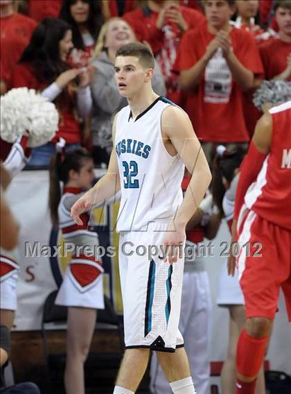 Thumbnail 1 in Mater Dei vs. Sheldon (CIF State D1 Final) photogallery.
