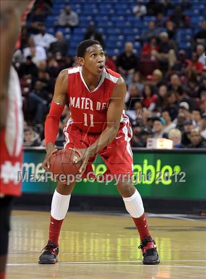 Thumbnail 2 in Mater Dei vs. Sheldon (CIF State D1 Final) photogallery.