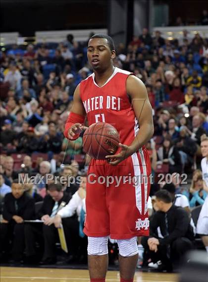 Thumbnail 2 in Mater Dei vs. Sheldon (CIF State D1 Final) photogallery.