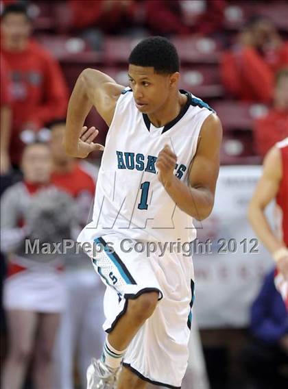 Thumbnail 1 in Mater Dei vs. Sheldon (CIF State D1 Final) photogallery.