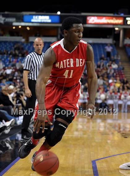 Thumbnail 2 in Mater Dei vs. Sheldon (CIF State D1 Final) photogallery.