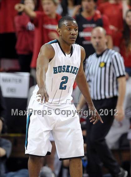 Thumbnail 1 in Mater Dei vs. Sheldon (CIF State D1 Final) photogallery.