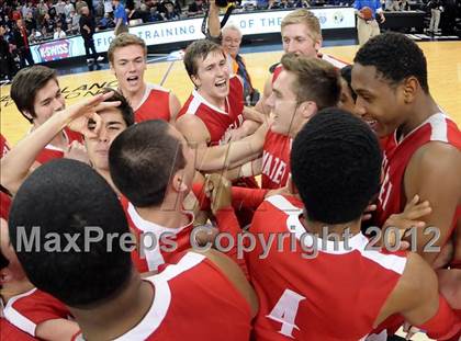 Thumbnail 1 in Mater Dei vs. Sheldon (CIF State D1 Final) photogallery.