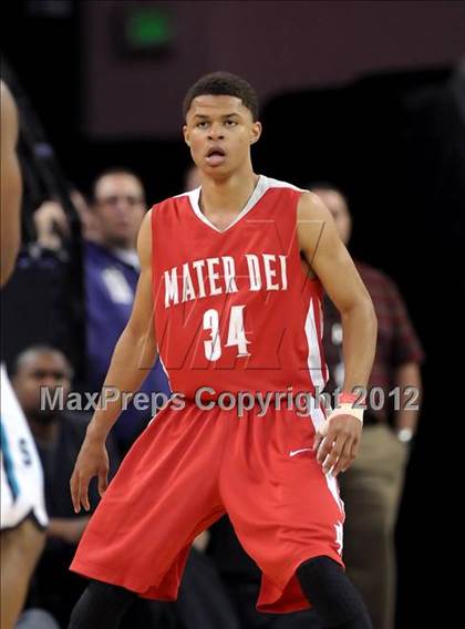 Thumbnail 2 in Mater Dei vs. Sheldon (CIF State D1 Final) photogallery.