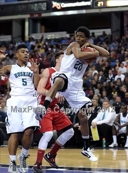 Thumbnail 1 in Mater Dei vs. Sheldon (CIF State D1 Final) photogallery.