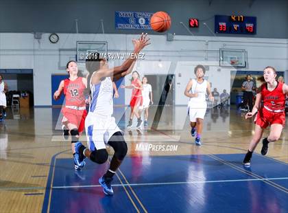 Thumbnail 2 in Harvard-Westlake vs Serra photogallery.