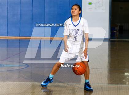 Thumbnail 1 in Harvard-Westlake vs Serra photogallery.