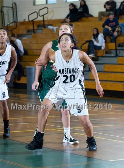 Thumbnail 3 in Mira Costa vs. Stockdale (Santa Barbara Tournament of Champions) photogallery.