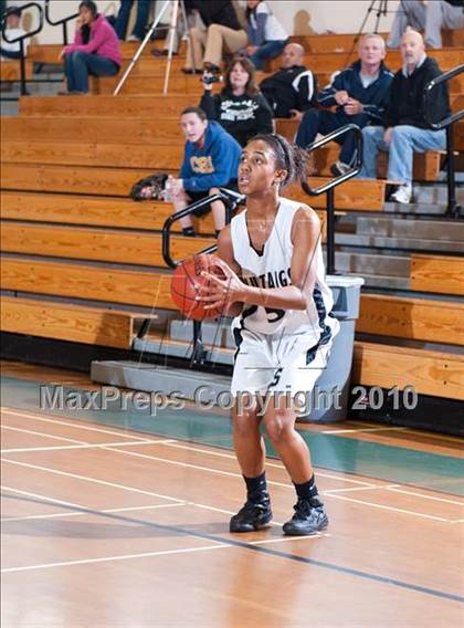 Thumbnail 2 in Mira Costa vs. Stockdale (Santa Barbara Tournament of Champions) photogallery.